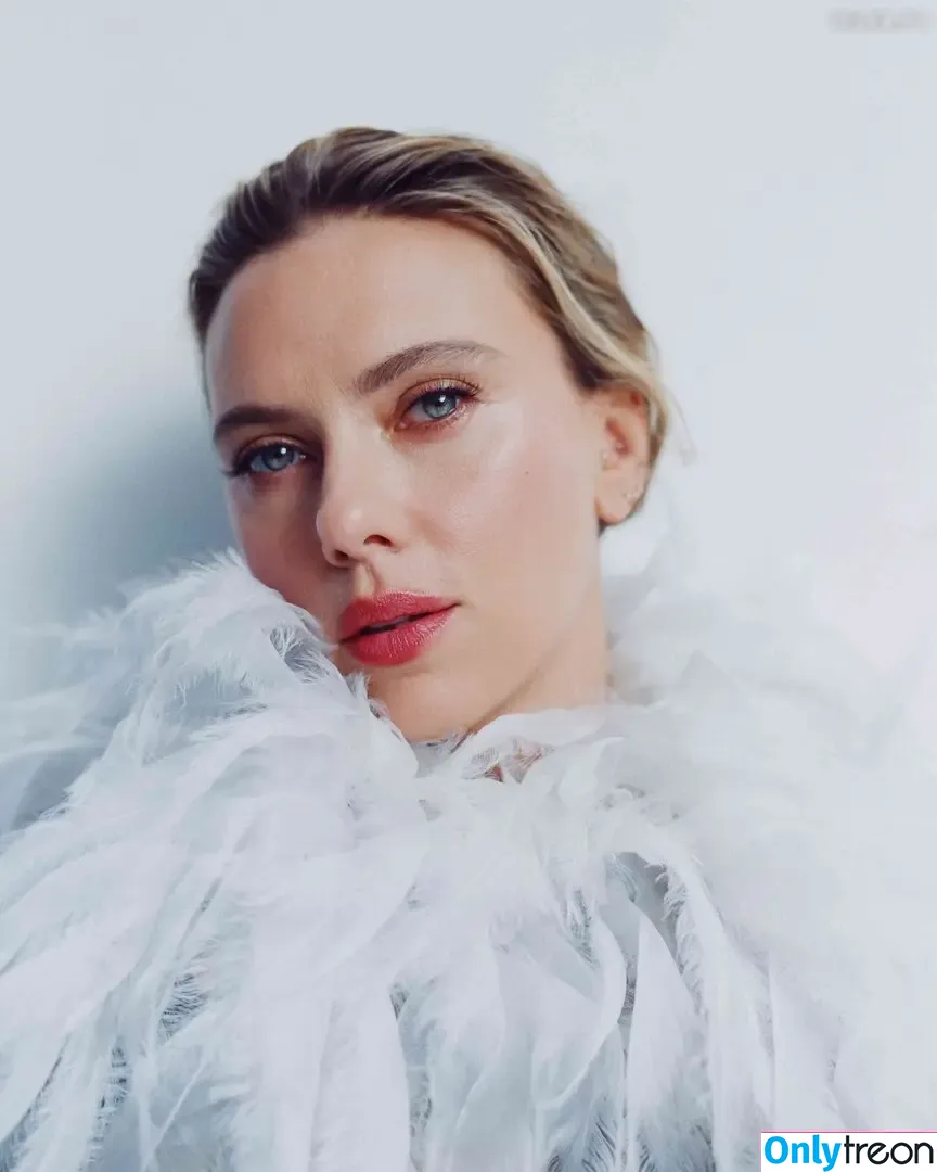Scarlett Johansson nude photo #3570 (scarlettjohanson / scarlettjohanssonworld)