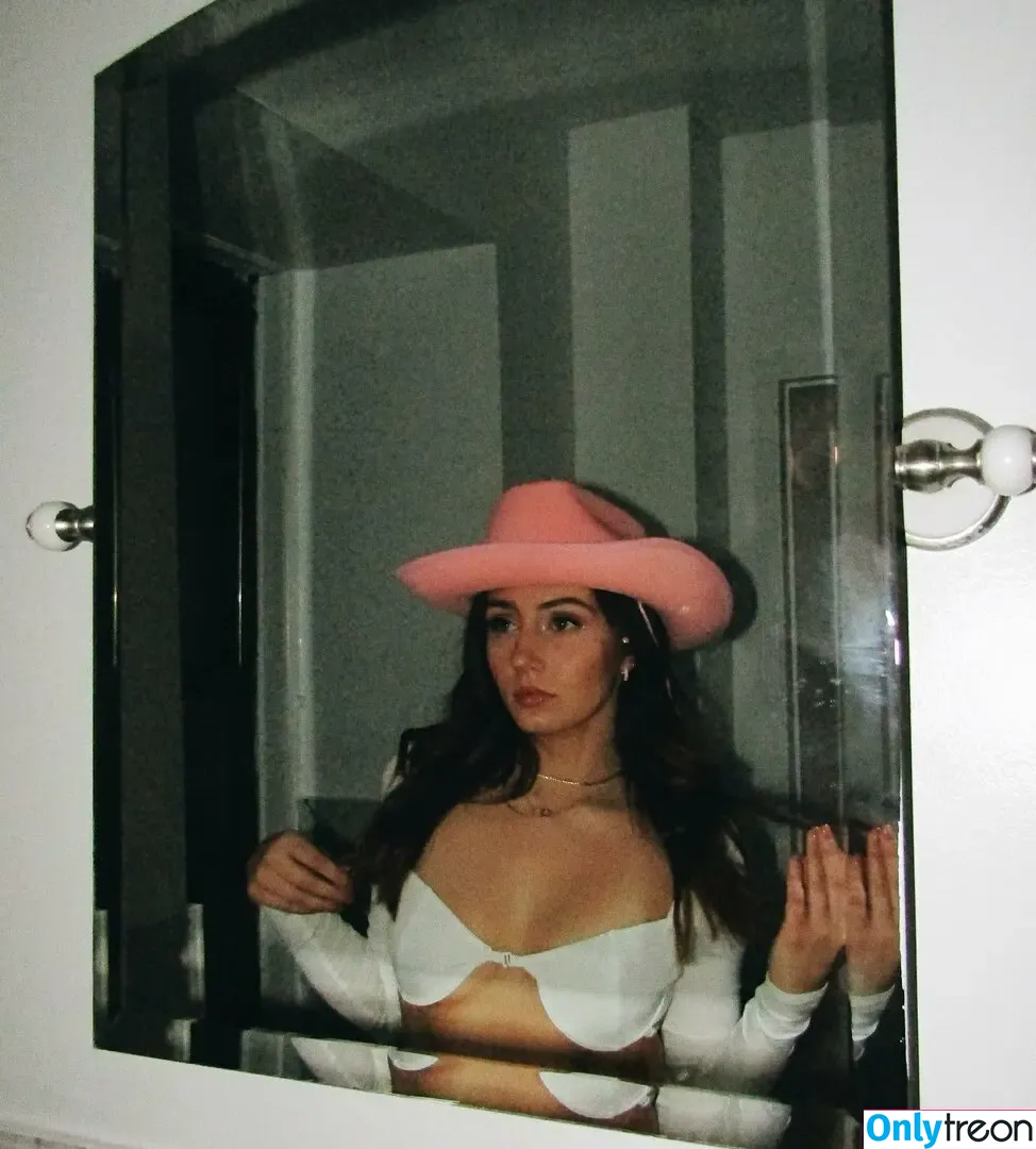 Scarlett Sperduto nude photo #0010 (scarlettsperduto)