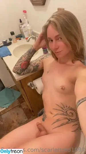 scarlettred1997 / Scarlett nude photo #0003