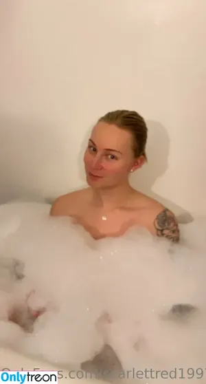 scarlettred1997 / Scarlett nude photo #0007