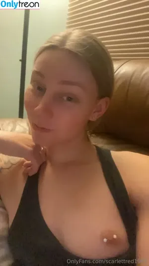 scarlettred1997 / Scarlett nude photo #0011