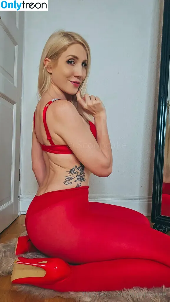 scoopcakee nude photo #0060 (scoop.wrld)