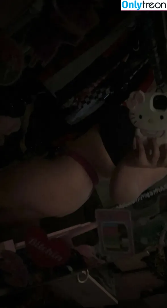 Scream_ghost nude photo #0001 (stressedd9)