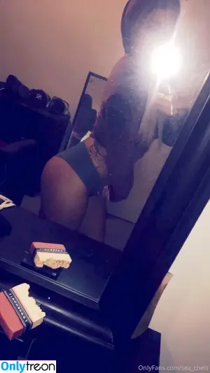  nude photo #0008