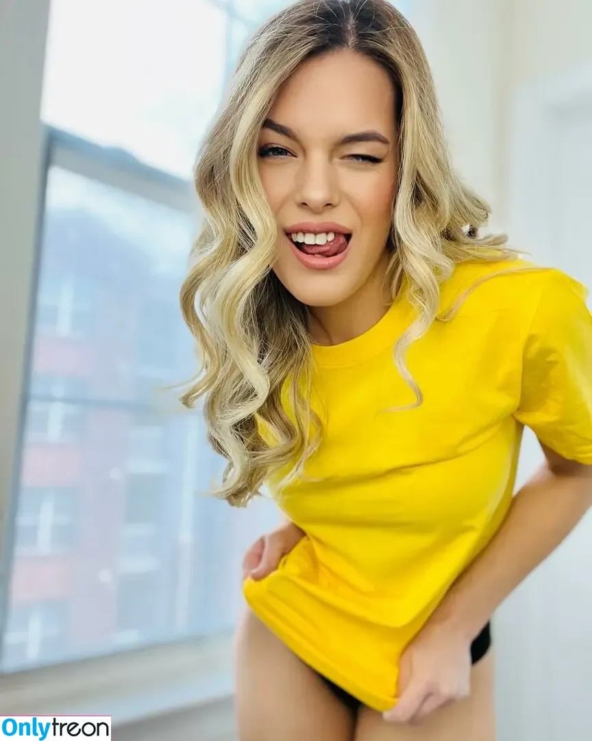 Seattlesbeauty nude photo #0011 (Sarah Dean / seattlesbeauty1)