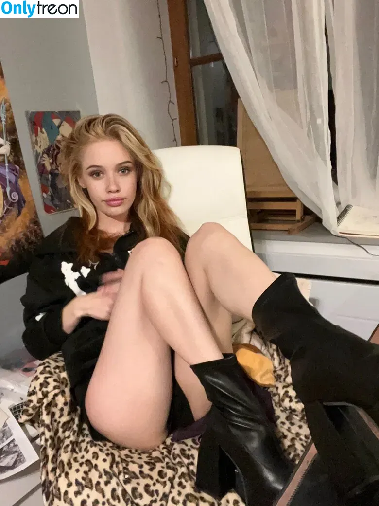 Seckooh nude photo #0058 (Seckooh_art)
