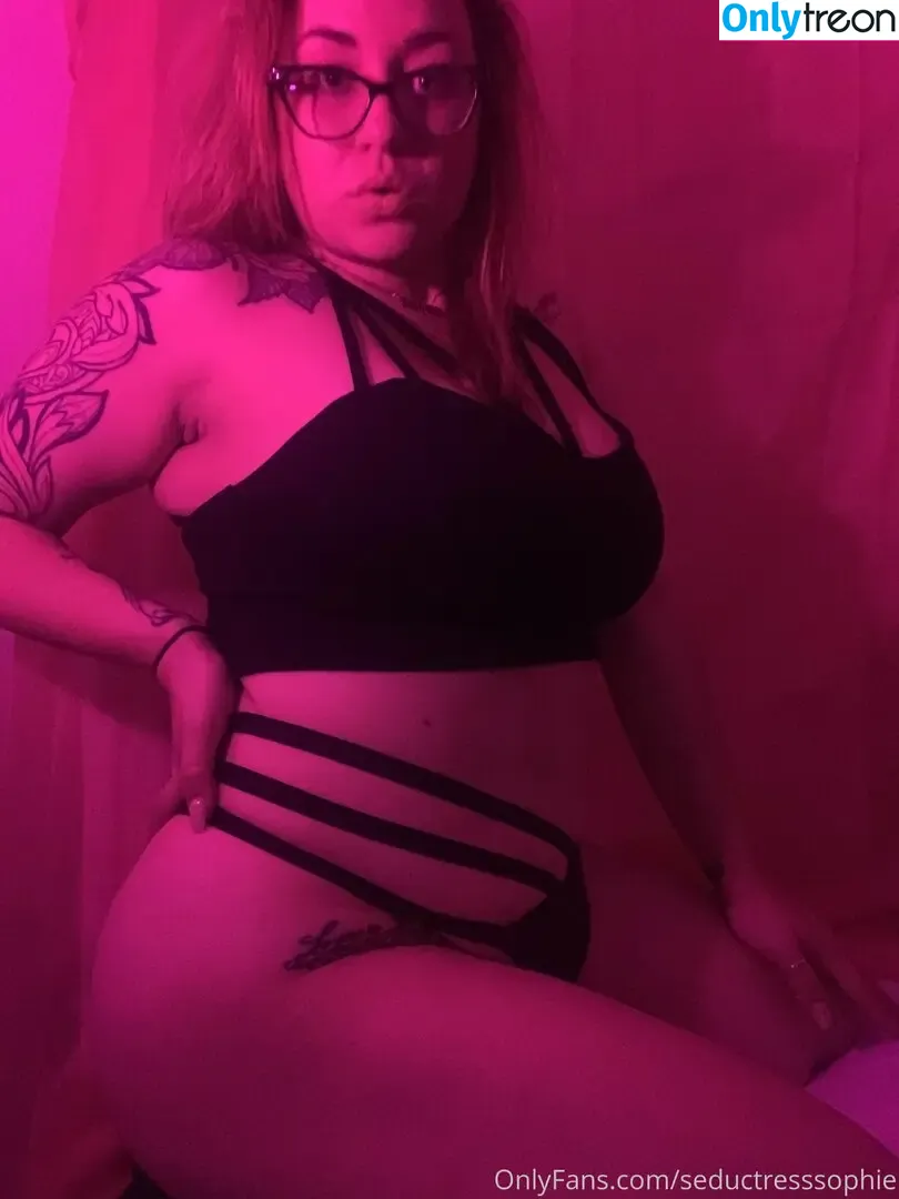 seductresssophie nude photo #0019 (kennascooks)