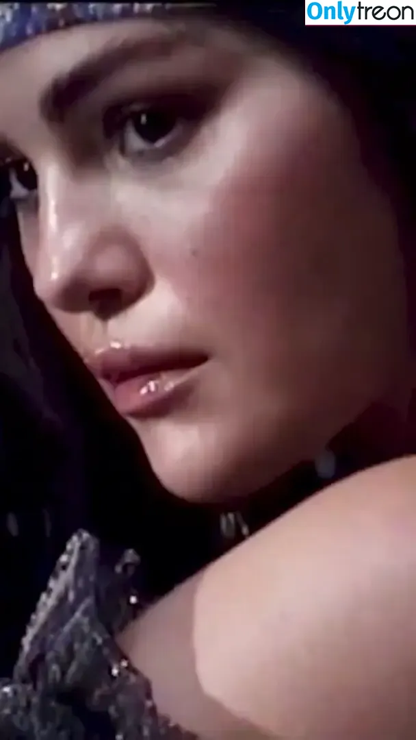 Selena Gomez nude photo #9087 (selena.gomez / selenagomez)