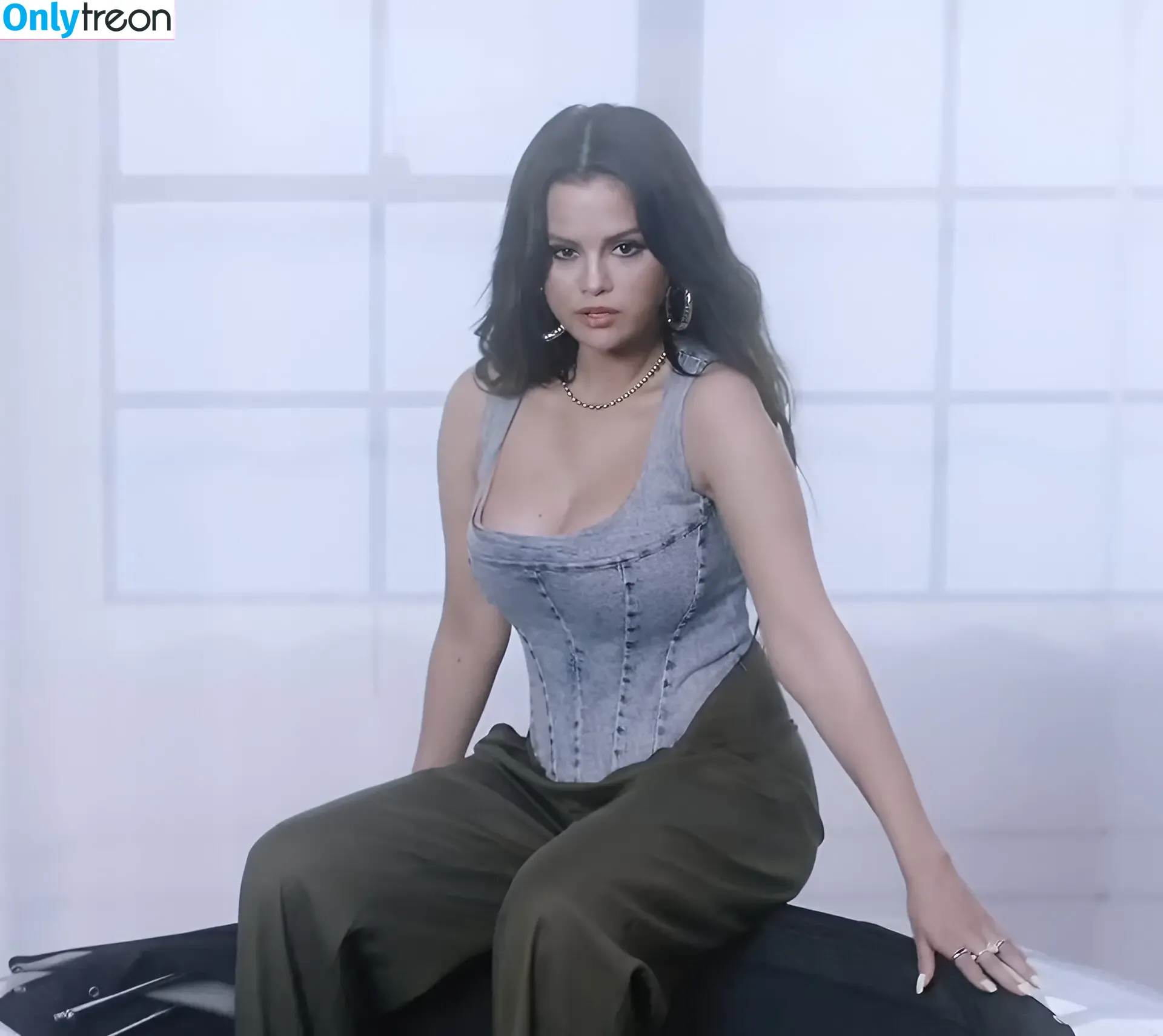Selena Gomez nude photo #9128 (selena.gomez / selenagomez)