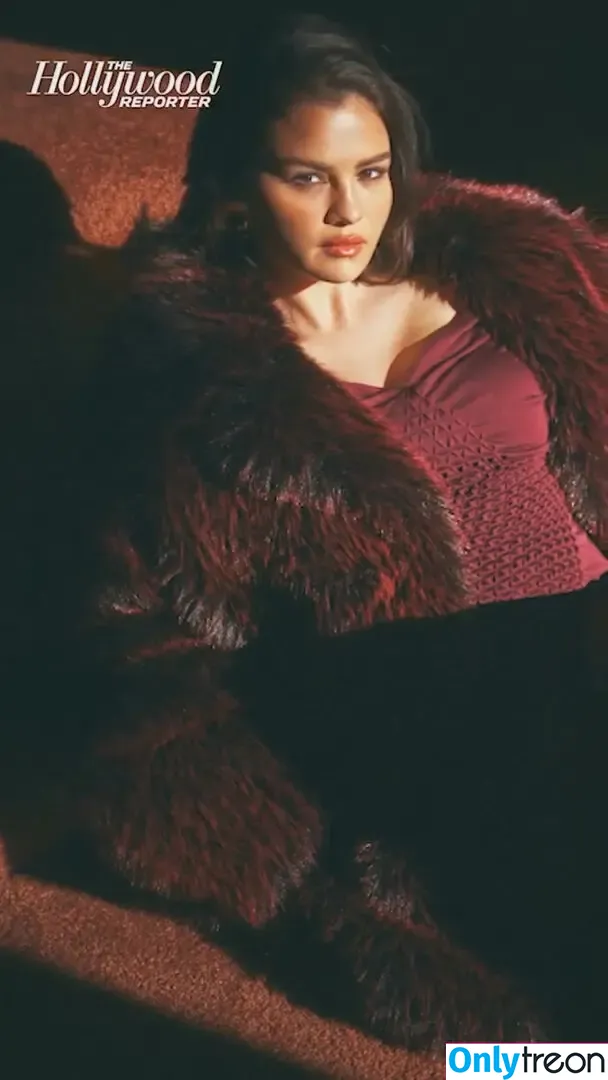 Selena Gomez nude photo #9144 (selena.gomez / selenagomez)