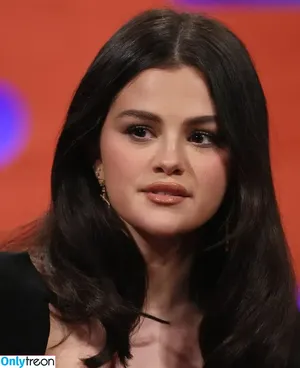 Selena Gomez / selena.gomez / selenagomez nude photo #7614