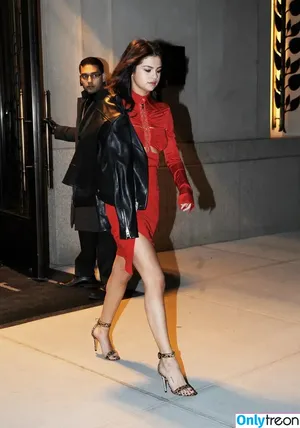 Selena Gomez / selena.gomez / selenagomez nude photo #7795