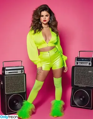 Selena Gomez / selena.gomez / selenagomez nude photo #7864
