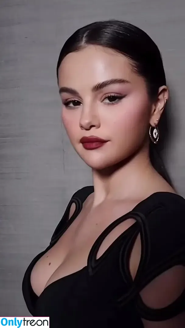 Selena Gomez nude photo #7804 (selena.gomez / selenagomez)