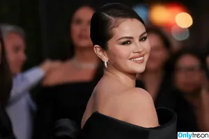 Selena Gomez / selena.gomez / selenagomez nude photo #8102