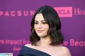 Selena Gomez / selena.gomez / selenagomez nude photo #8254
