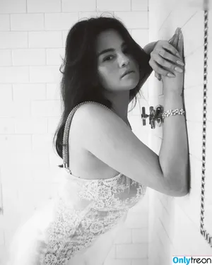 Selena Gomez / selena.gomez / selenagomez nude photo #8842