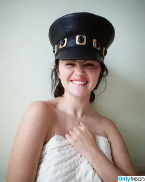 Selena Gomez / selena.gomez / selenagomez nude photo #8851