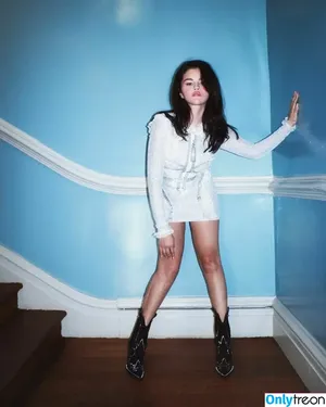 Selena Gomez / selena.gomez / selenagomez nude photo #8897
