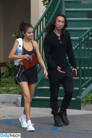 Selena Gomez / selena.gomez / selenagomez nude photo #8948