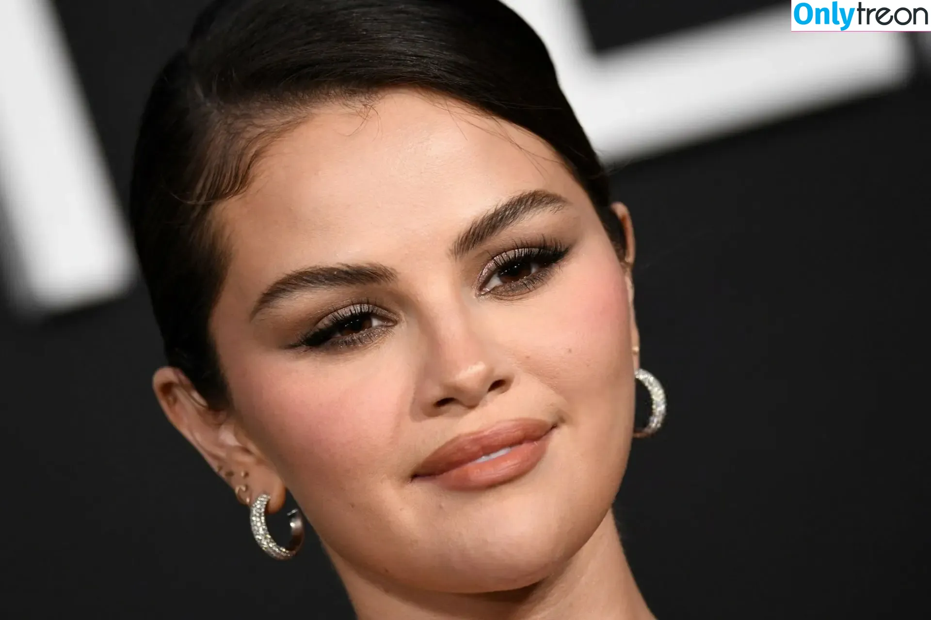 Selena Gomez nude photo #8146 (selena.gomez / selenagomez)
