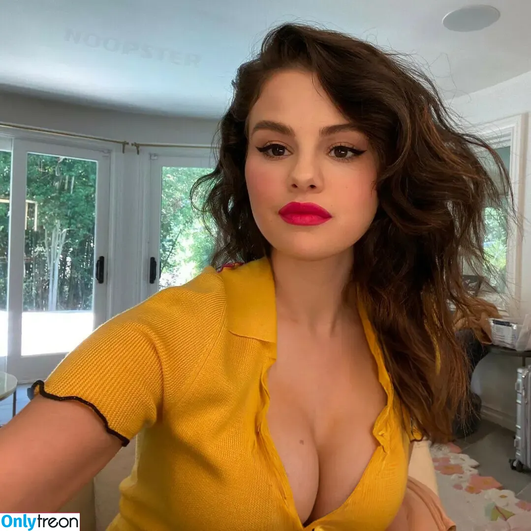 Selena Gomez nude photo #8237 (selena.gomez / selenagomez)