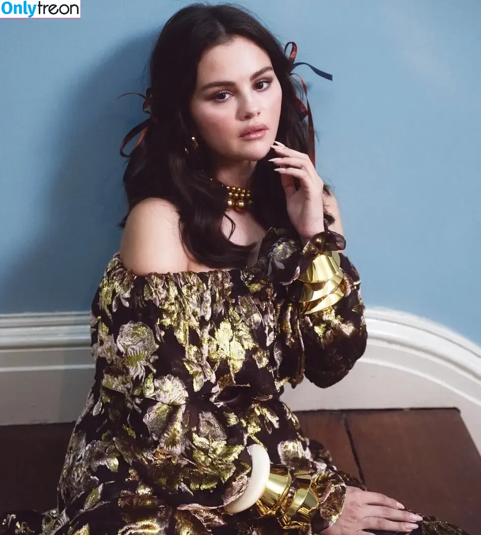 Selena Gomez nude photo #8867 (selena.gomez / selenagomez)