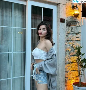 selinhayat.0 / selinhayaat nude photo #0005