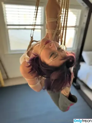 Selkieskins nude photo #0081