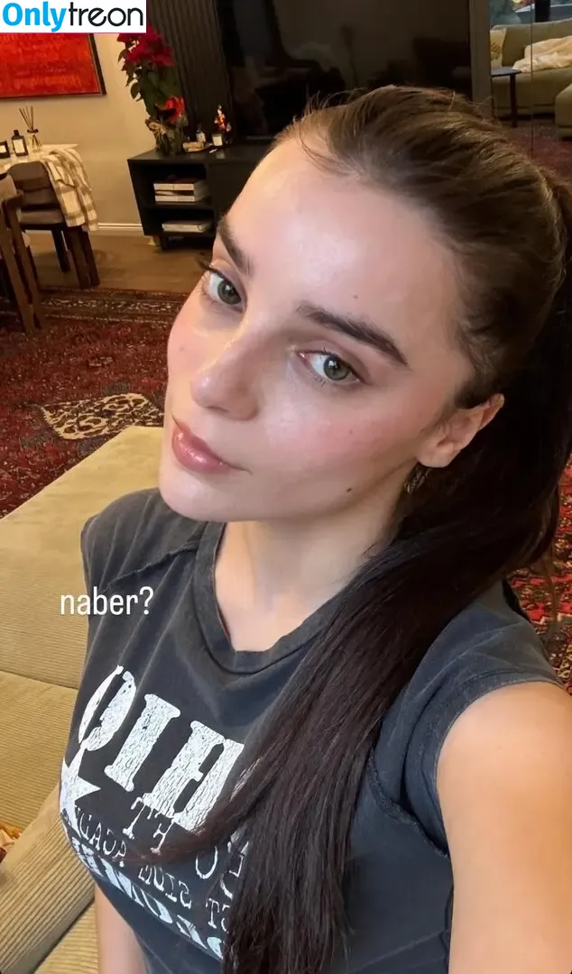 Semiraminta nude photo #0005 (Yeliz Korkmaz)
