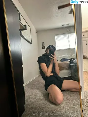 senioryear / Alexis / senioryearnetflix nude photo #0634