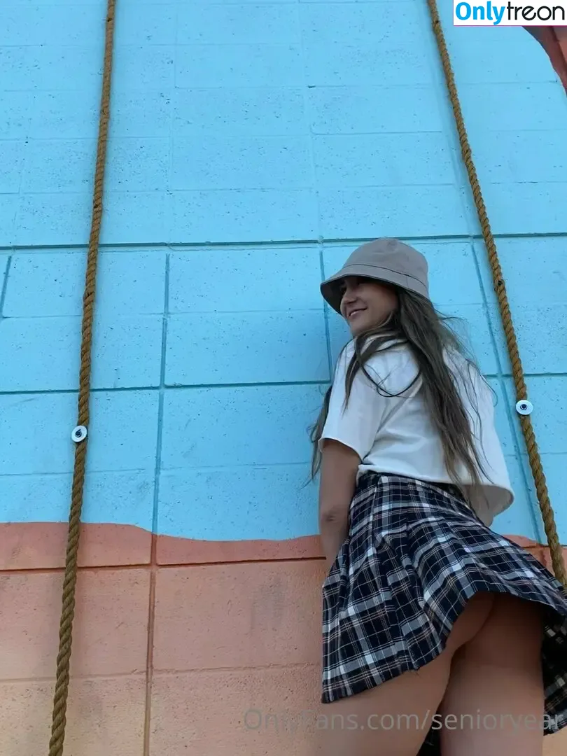 senioryear nude photo #0493 (Alexis / senioryearnetflix)