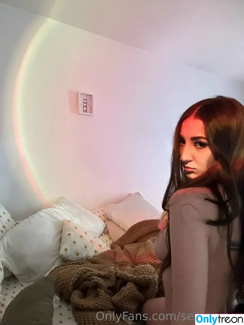 senioryear nude photo #1387 (Alexis / senioryearnetflix)