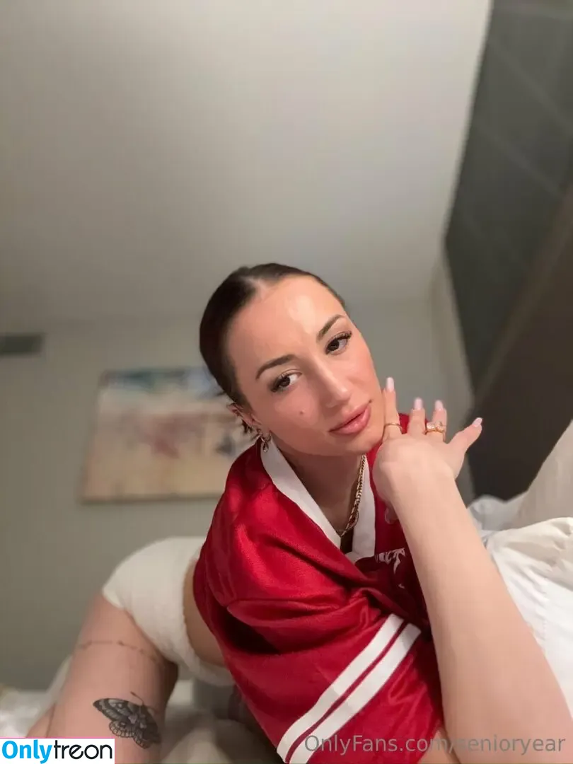 senioryear nude photo #1844 (Alexis / senioryearnetflix)
