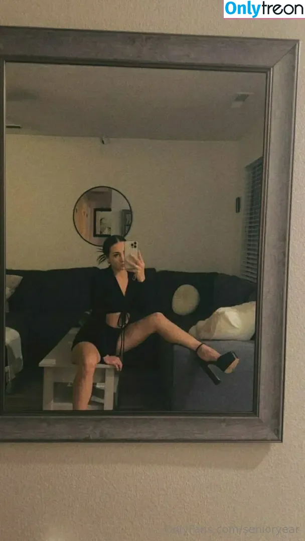 senioryear nude photo #1848 (Alexis / senioryearnetflix)
