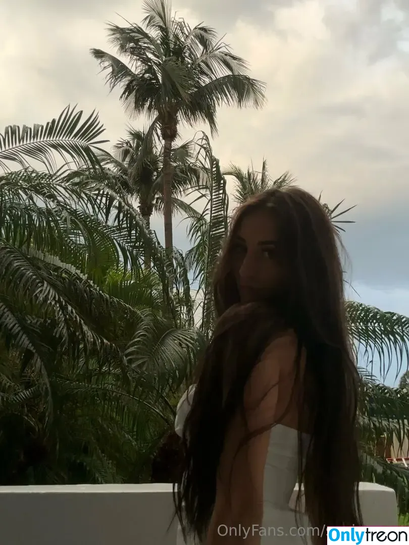 senioryear nude photo #1871 (Alexis / senioryearnetflix)