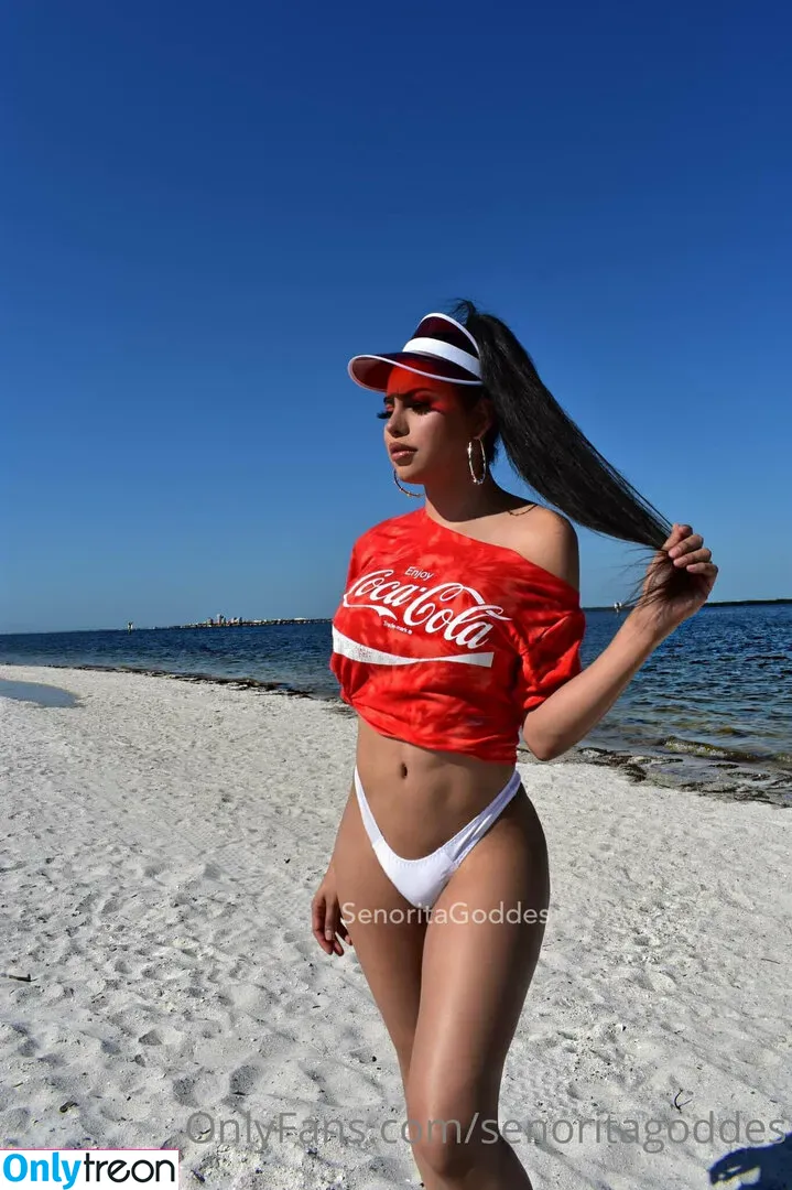 senoritagoddes nude photo #0005 (senoritagoddes)