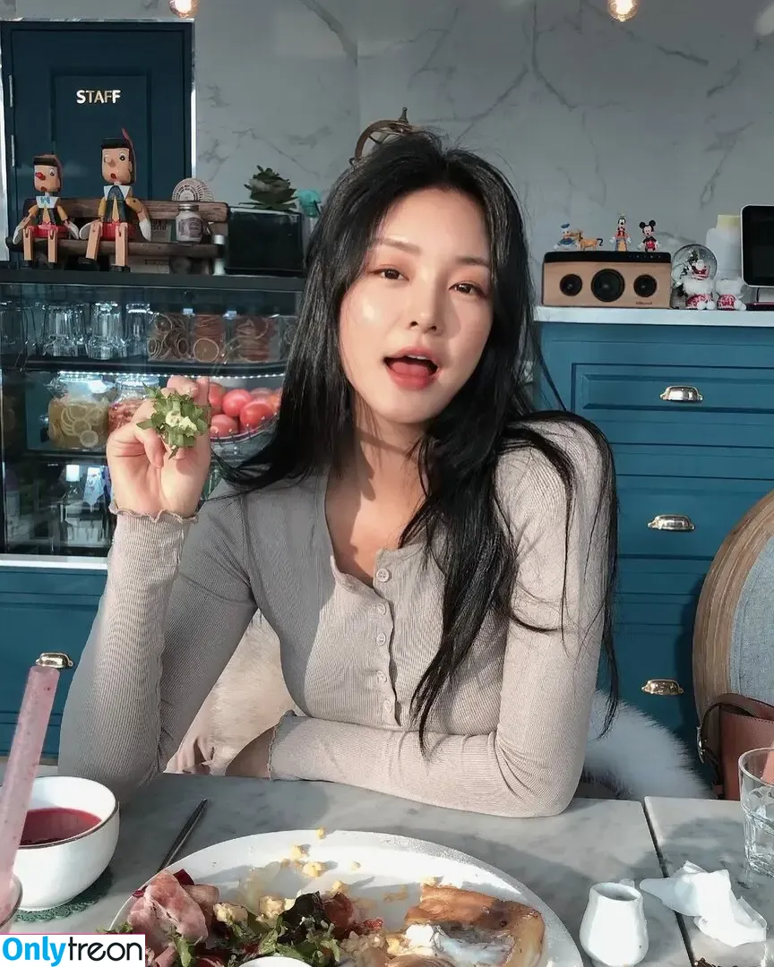 Seokyeong 1.7.1 nude photo #0069 (1.7.1)