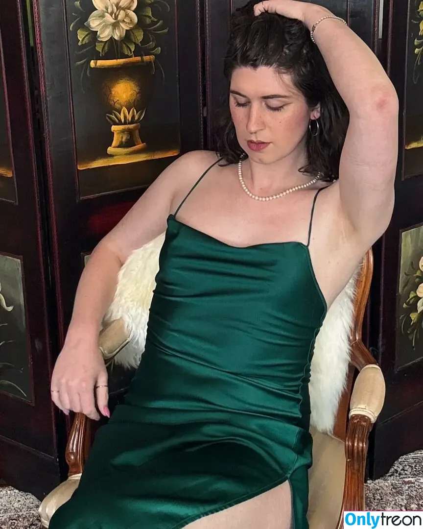SerafinaFell nude photo #0041 (SerafinaFell)