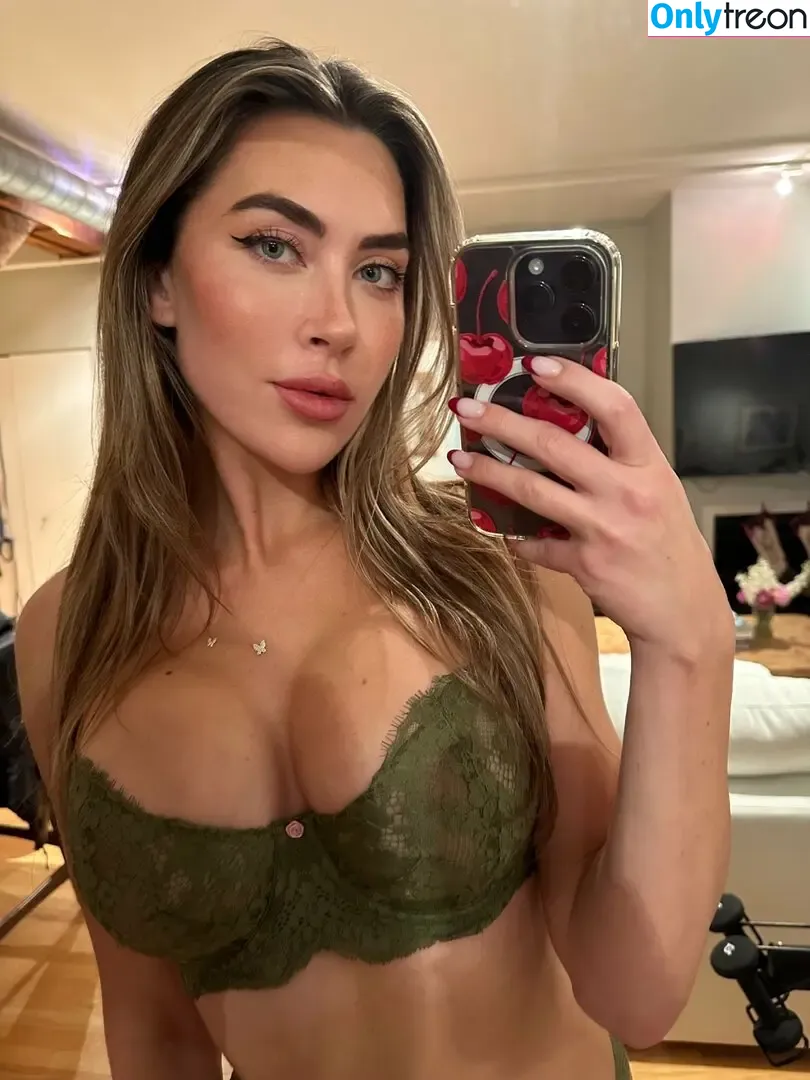 serena.fit nude photo #0050 (serenamfit)