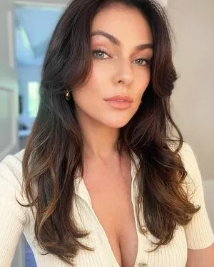 Serinda Swan / serindaswan nude photo #0187