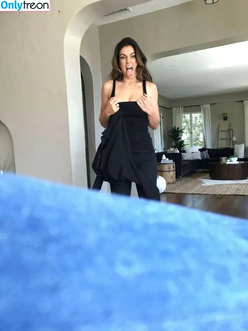 Serinda Swan nude photo #0004 (serindaswan)