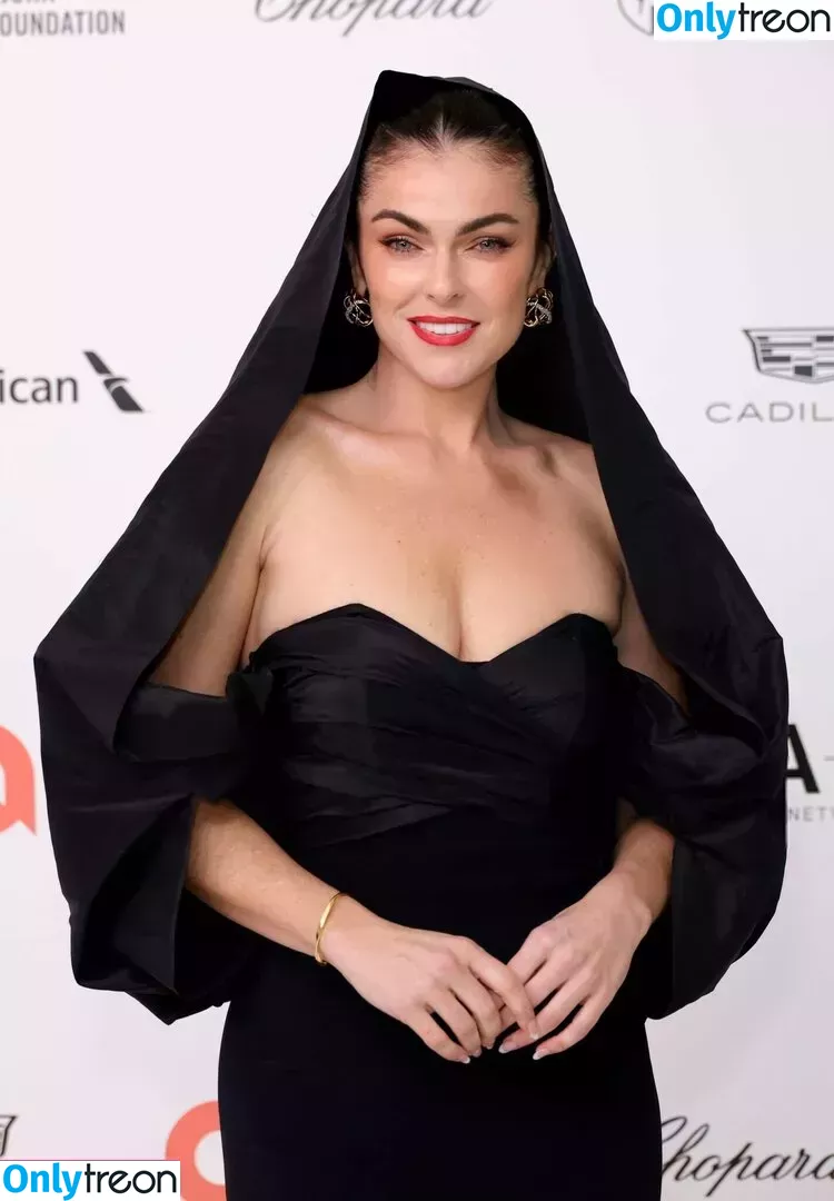 Serinda Swan nude photo #0165 (serindaswan)