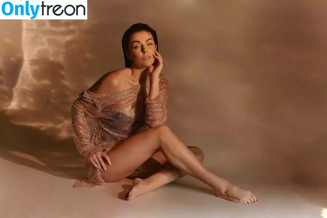Serinda Swan nude photo #0189 (serindaswan)