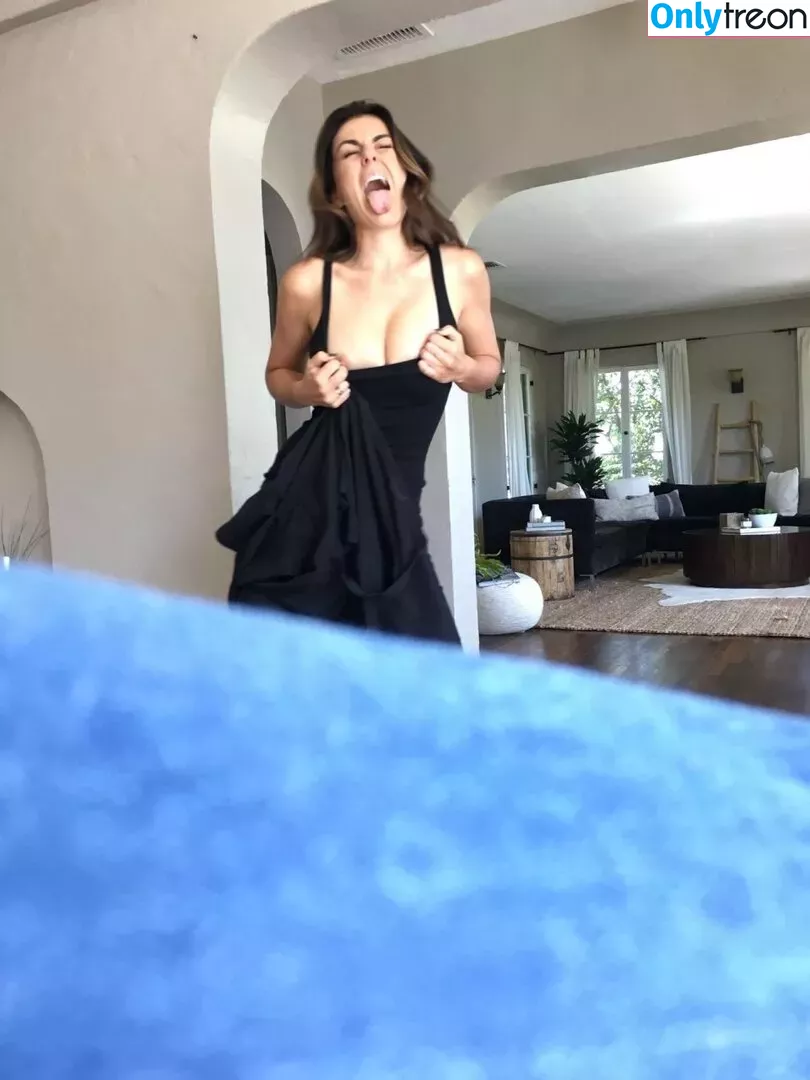 Serinda Swan nude photo #0240 (serindaswan)