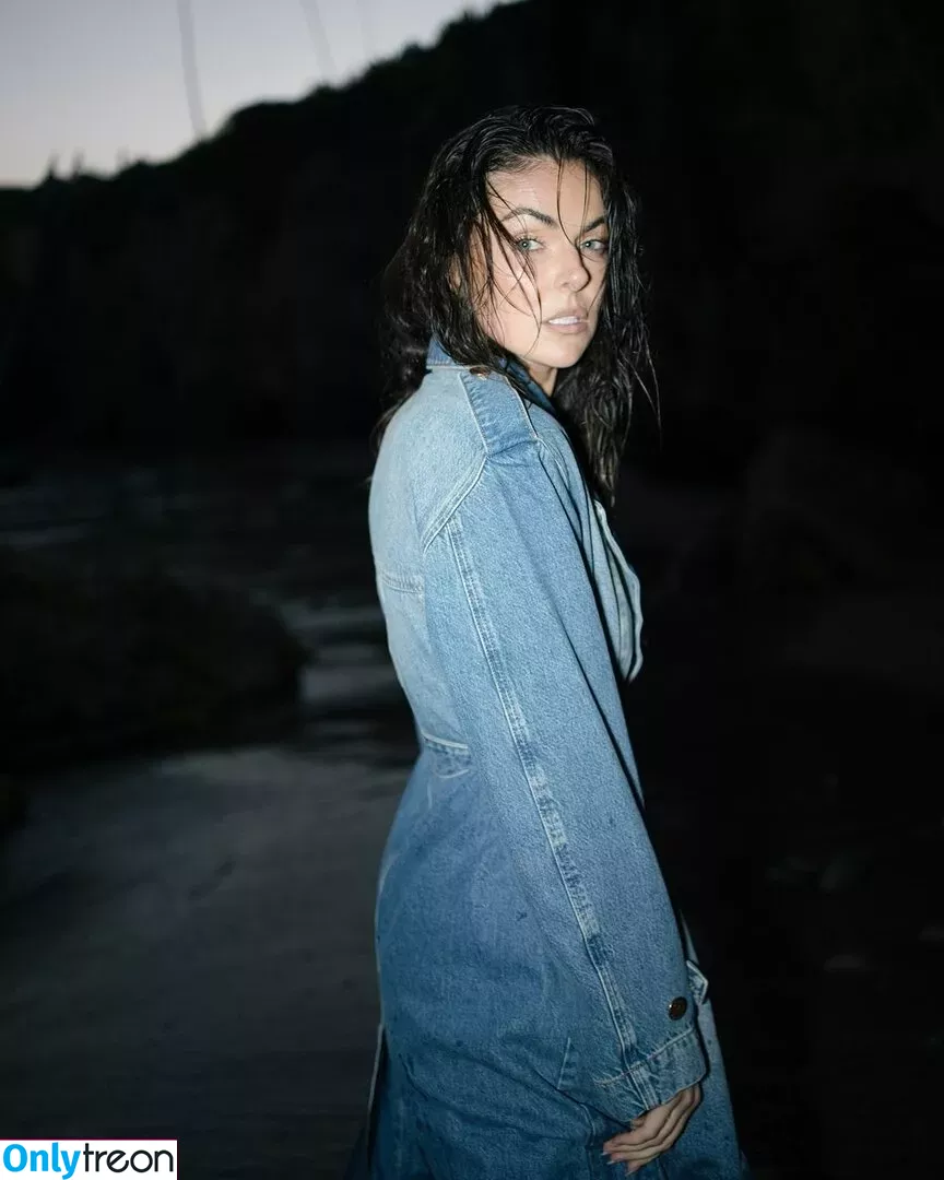 Serinda Swan nude photo #0249 (serindaswan)
