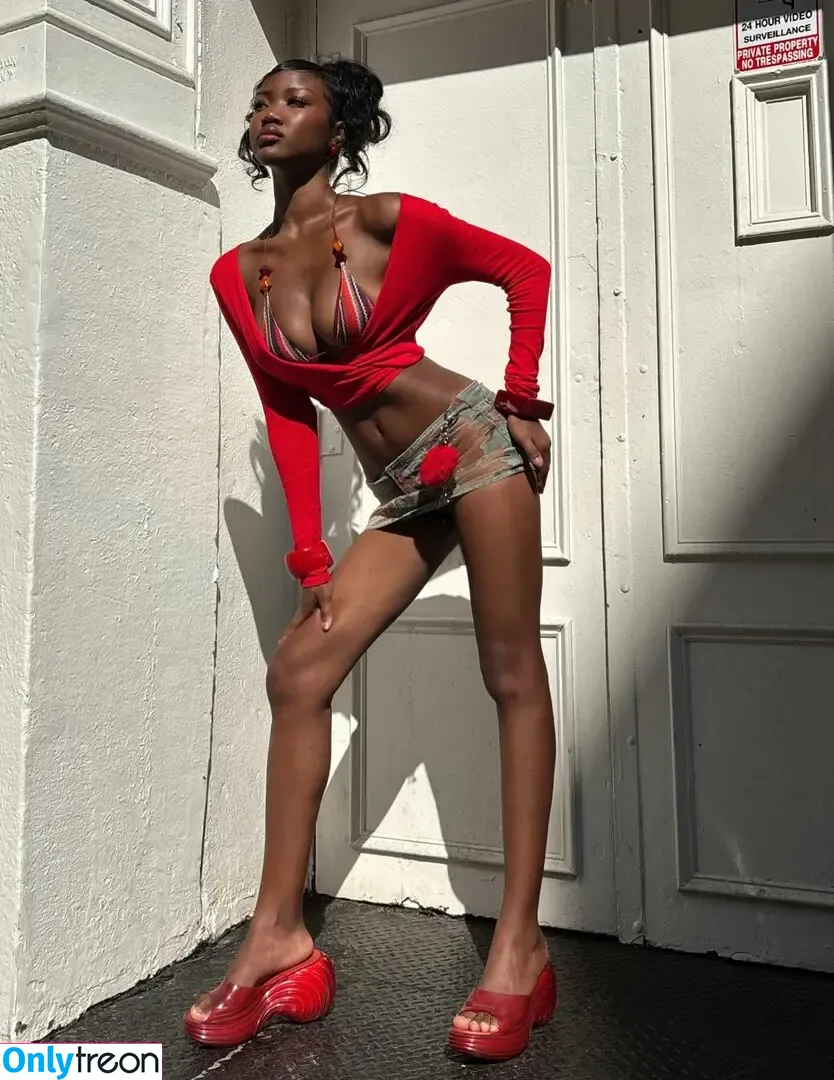 Sevahsevah nude photo #0089 (Sevahsevah)