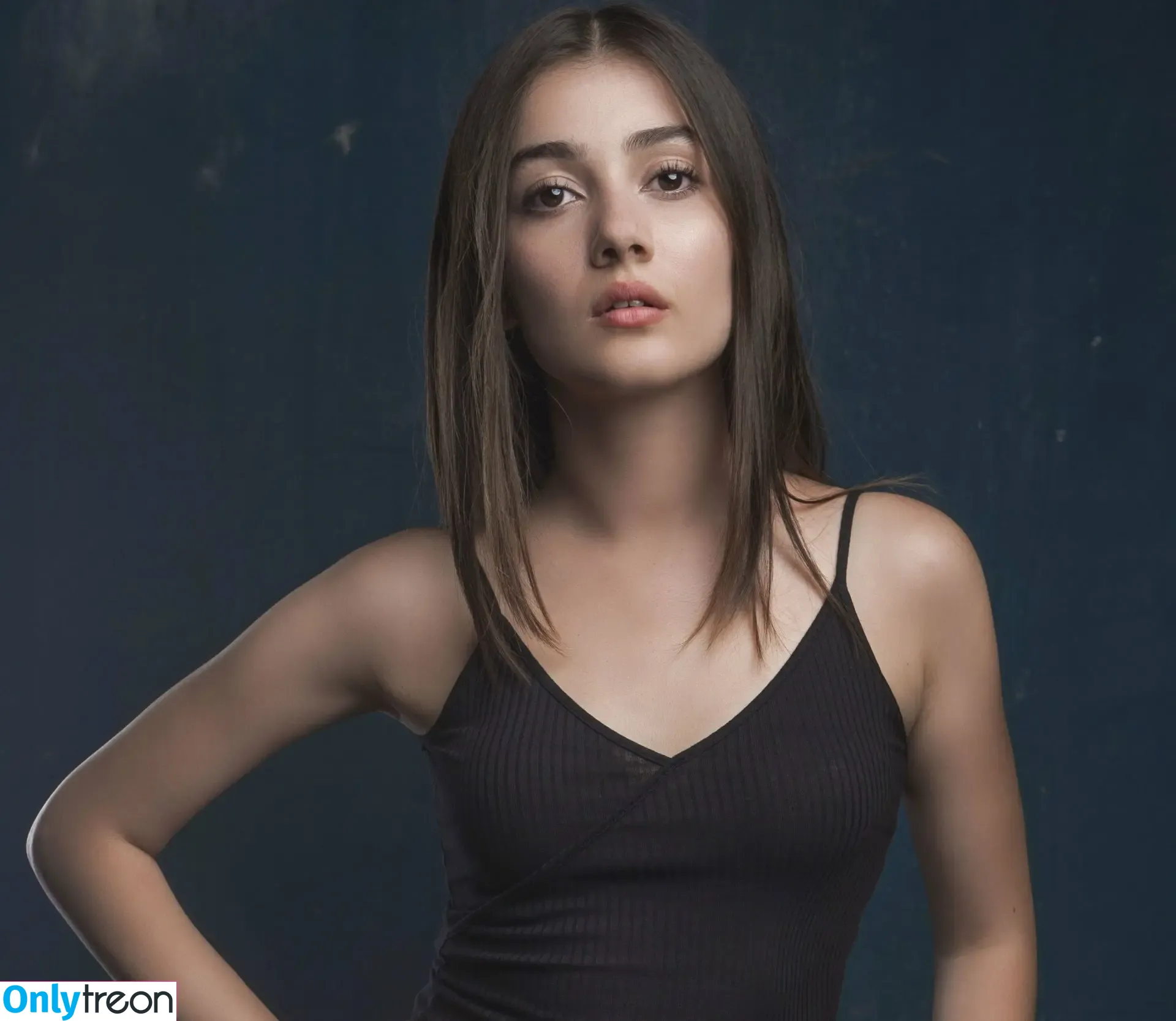 Sevda Erginc nude photo #0001 (Sevda Erginc)