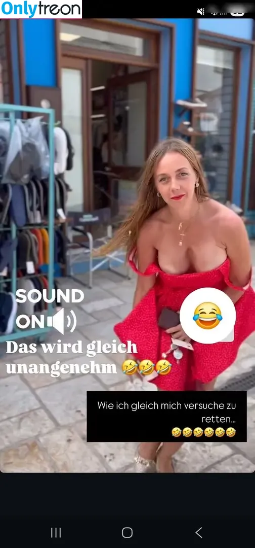 Sexy Julia nude photo #0689 (einfach_echt_Julia)