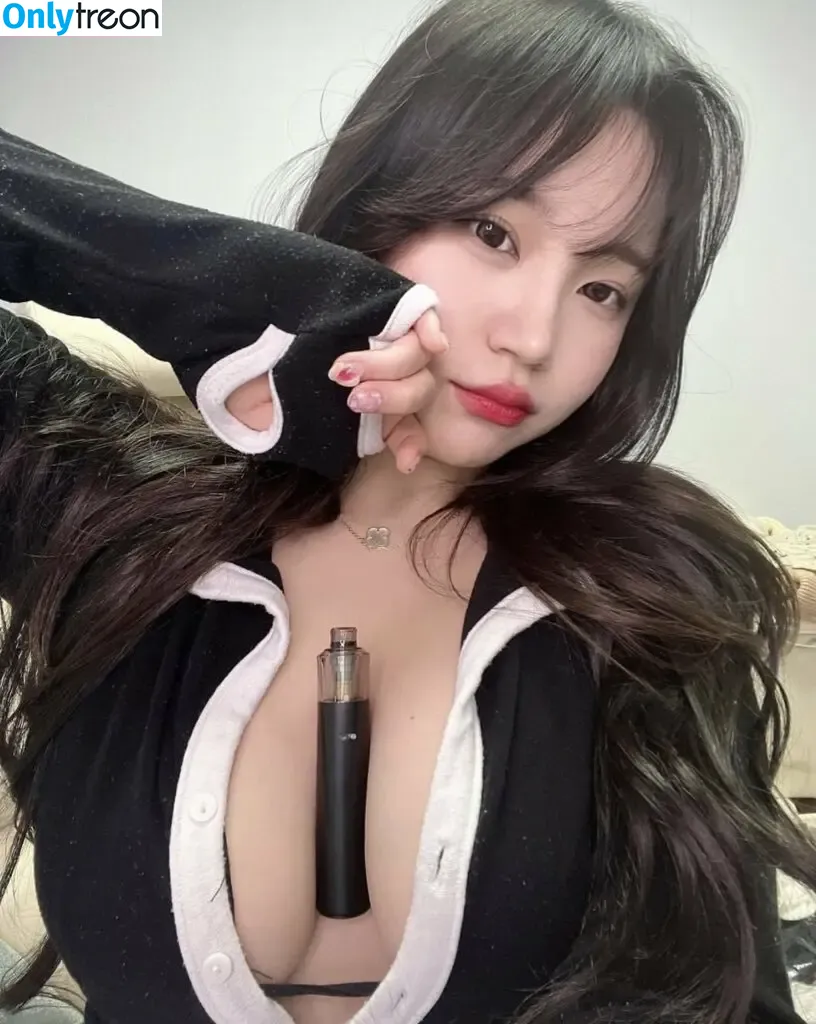 sexy_minji nude photo #0004 (sexy_minji_ / sexymini34)